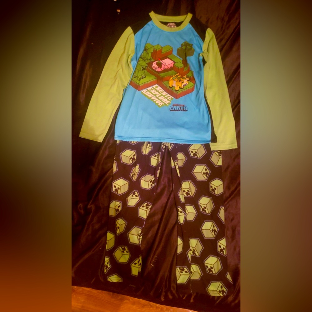 Minecraft pajama set